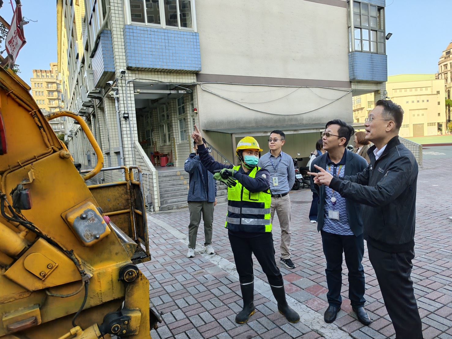 市府、學校及志工攜手推廣 校園垃圾減量有效降低負擔 (1).jpg